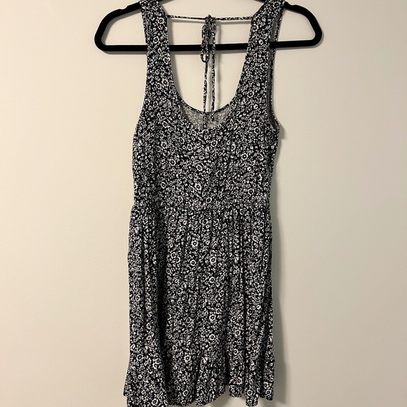 Navy floral dress | Size small | - Picture 2 of 3